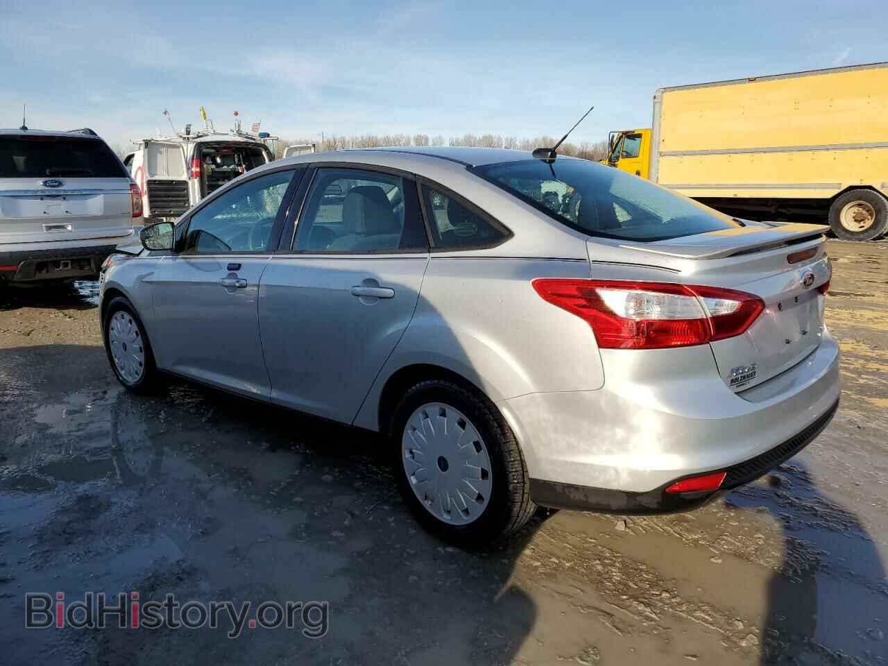 2013 FORD FOCUS - VIN: 1FADP3F20DL157187 - Фото 2