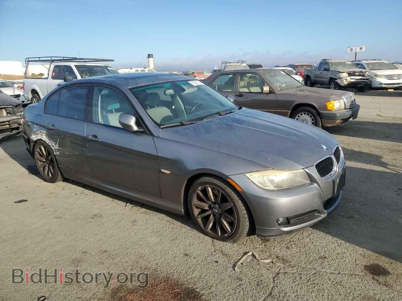 2009 BMW 3 SERIES - VIN: WBAPH53539A434994 - Фото 4