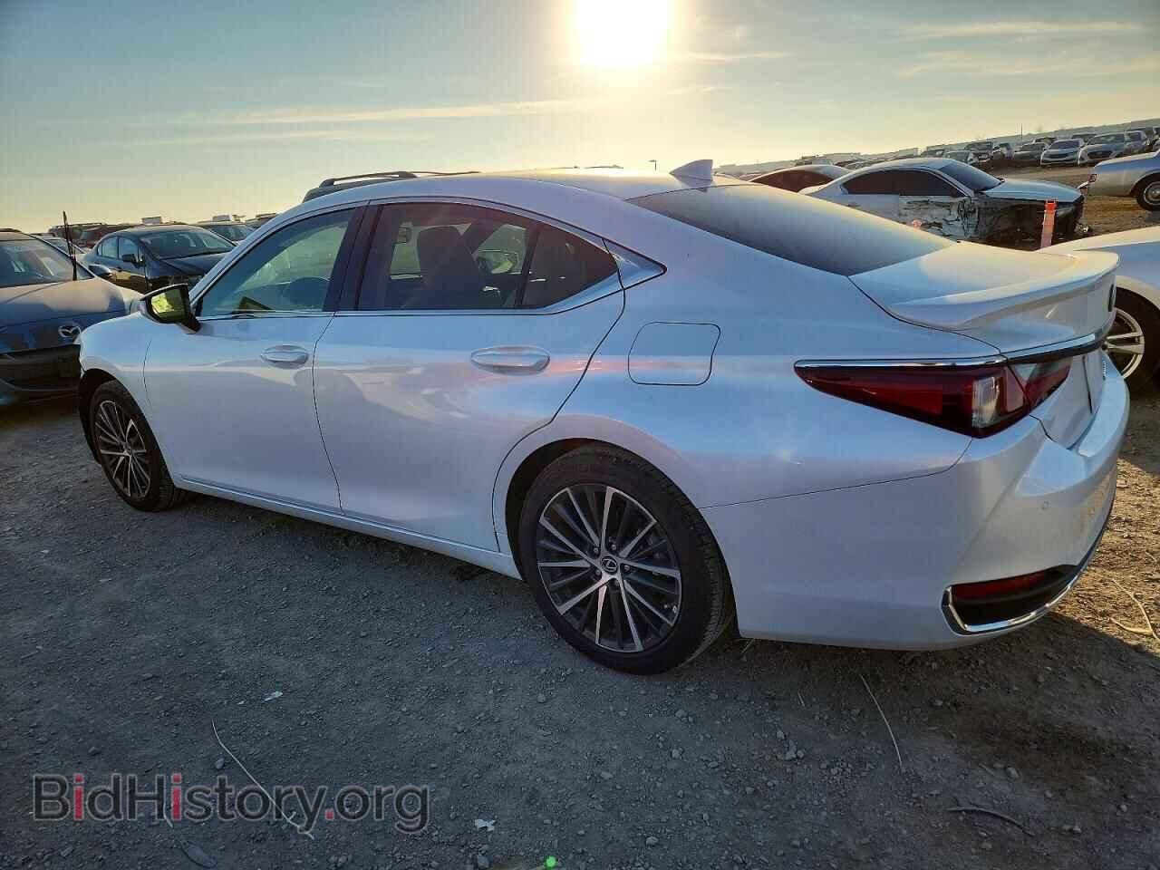 2025 LEXUS ES300 - VIN: 58ADA1C14SU067984 - Photo 2