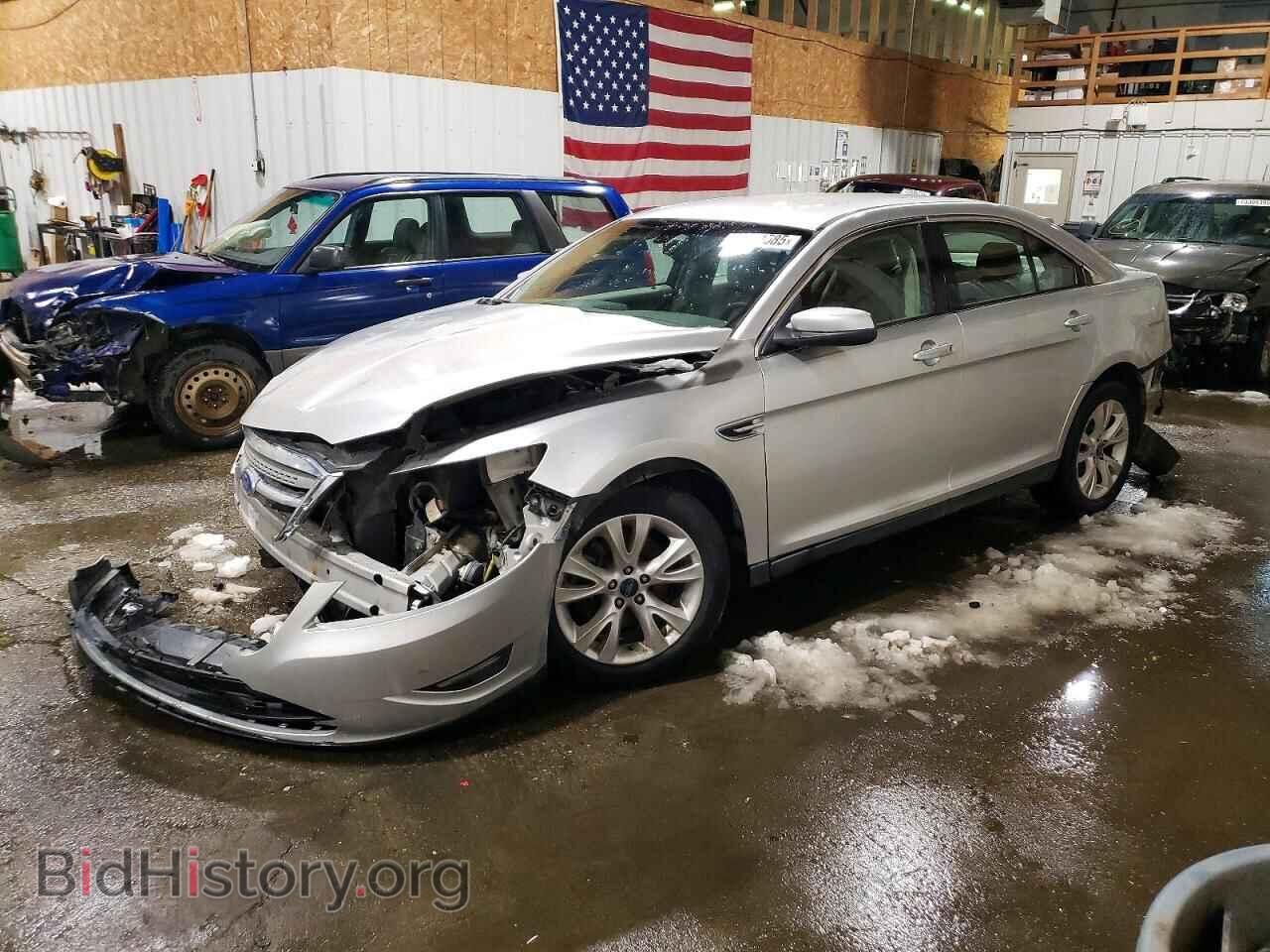 Photo 1FAHP2HW9BG167945 - FORD TAURUS 2011