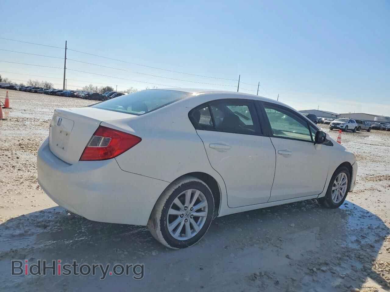 2012 HONDA CIVIC - VIN: 2HGFB2F95CH588484 - Фото 3