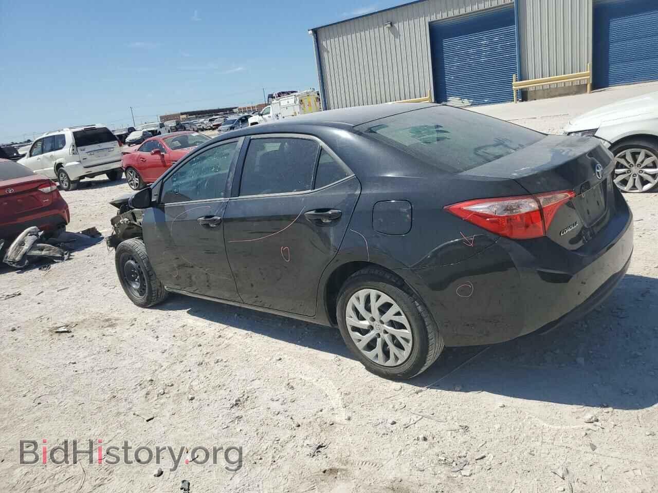 2017 TOYOTA COROLLA - VIN: 5YFBURHE2HP578166 - Фото 2