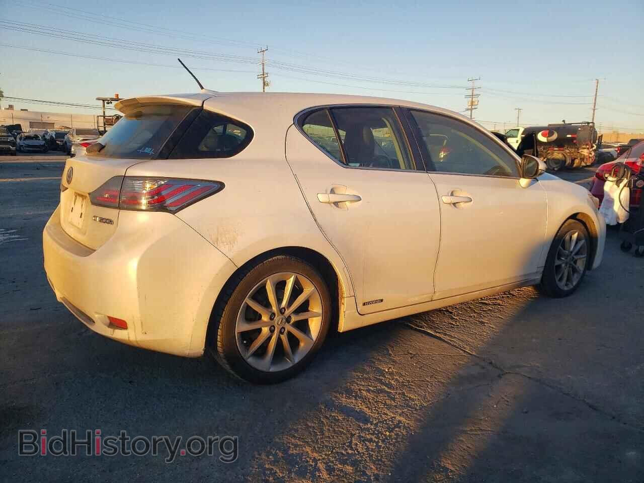 2012 LEXUS CT 200 - VIN: JTHKD5BH7C2056683 - Фото 3