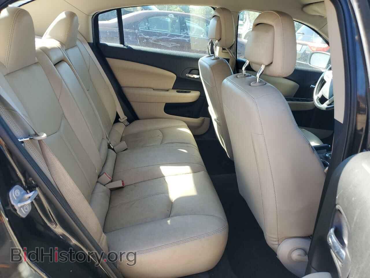 2011 CHRYSLER 200 - VIN: 1C3BC2FB3BN609839 - Фото 10