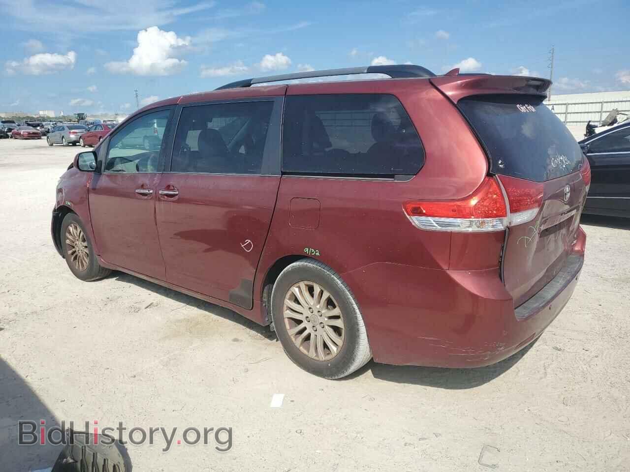 2011 TOYOTA All Models - VIN: 5TDYK3DC6BS129900 - Фото 2