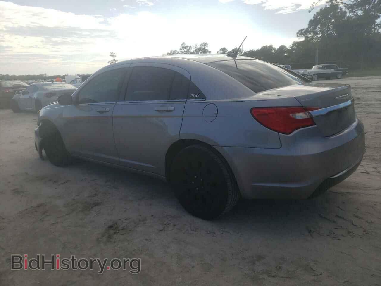 2013 CHRYSLER 200 - VIN: 1C3CCBAB5DN734047 - Фото 2