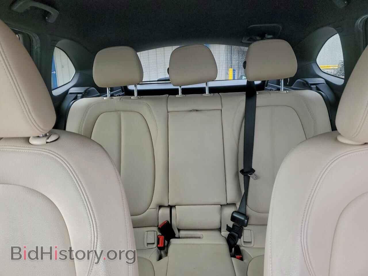 2016 BMW X1 - VIN: WBXHT3C37G5E54069 - Фото 10