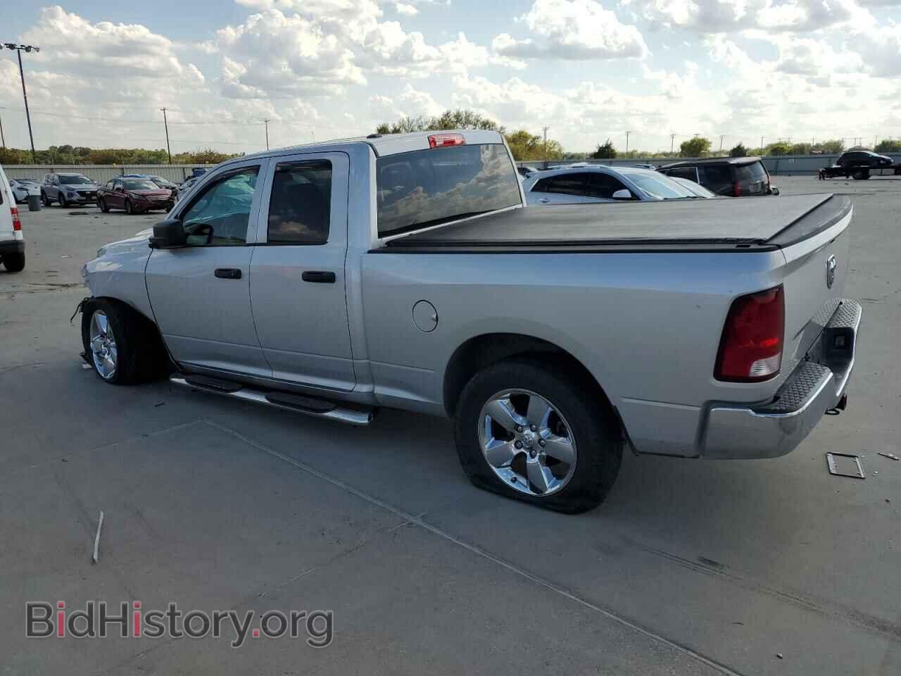 2019 RAM 1500 - VIN: 1C6RR6FG8KS546628 - Фото 2