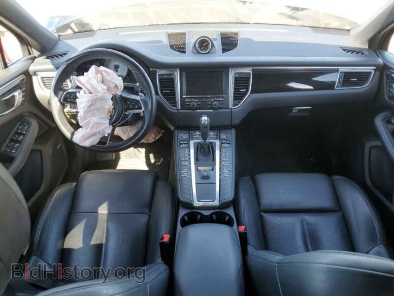 2015 Porsche MACAN (VIN WP1AB2A52FLB73982) — photo 8 of 12