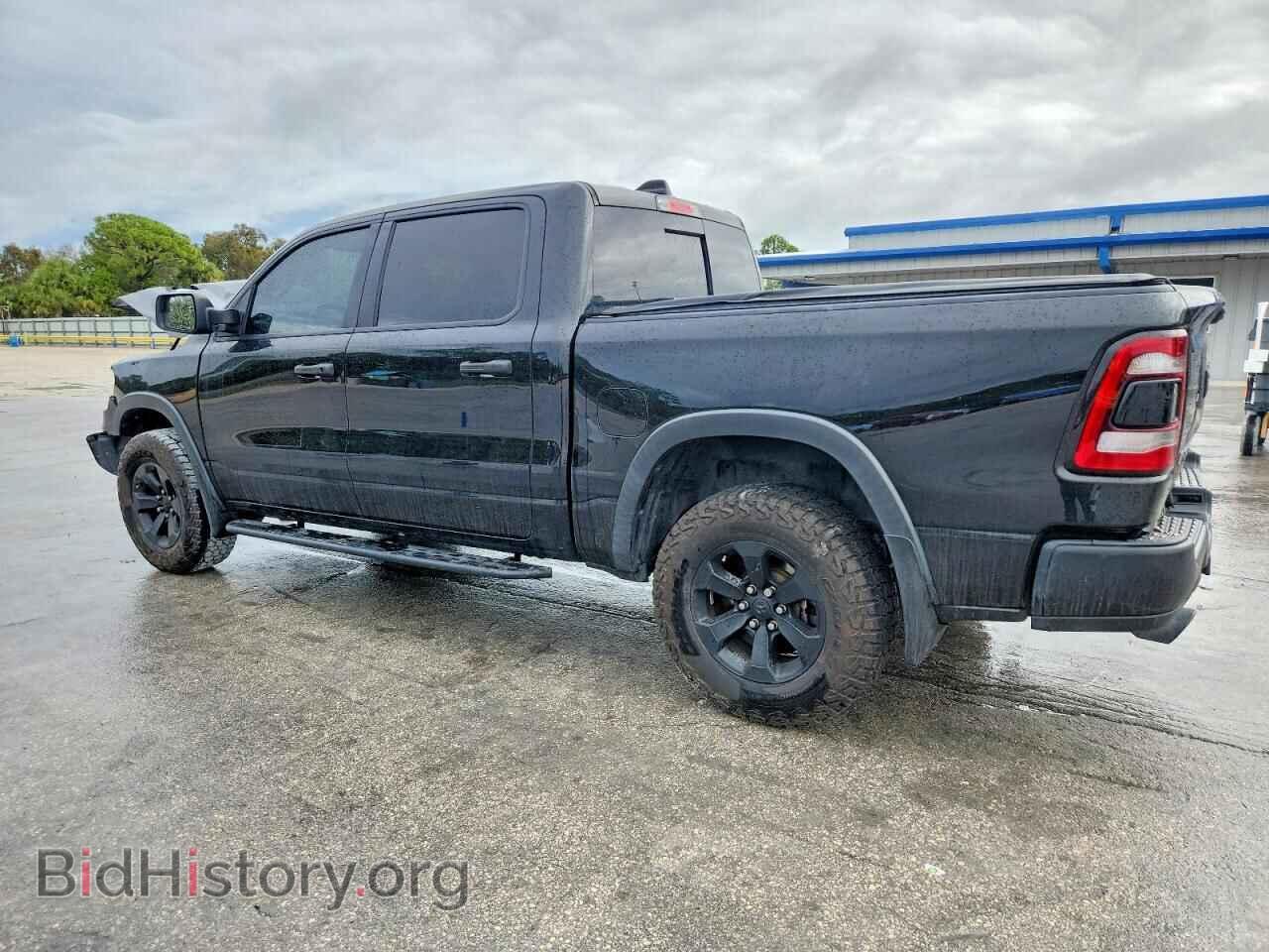 2021 RAM 1500 - VIN: 1C6SRFLT6MN621136 - Фото 2