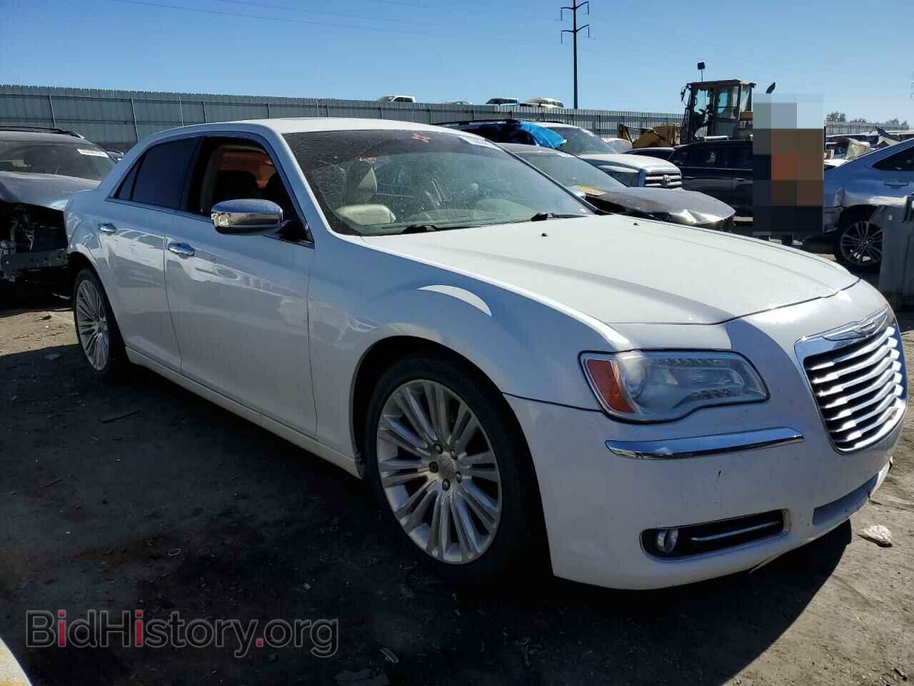 2014 CHRYSLER 300 - VIN: 2C3CCAET2EH217781 - Фото 4