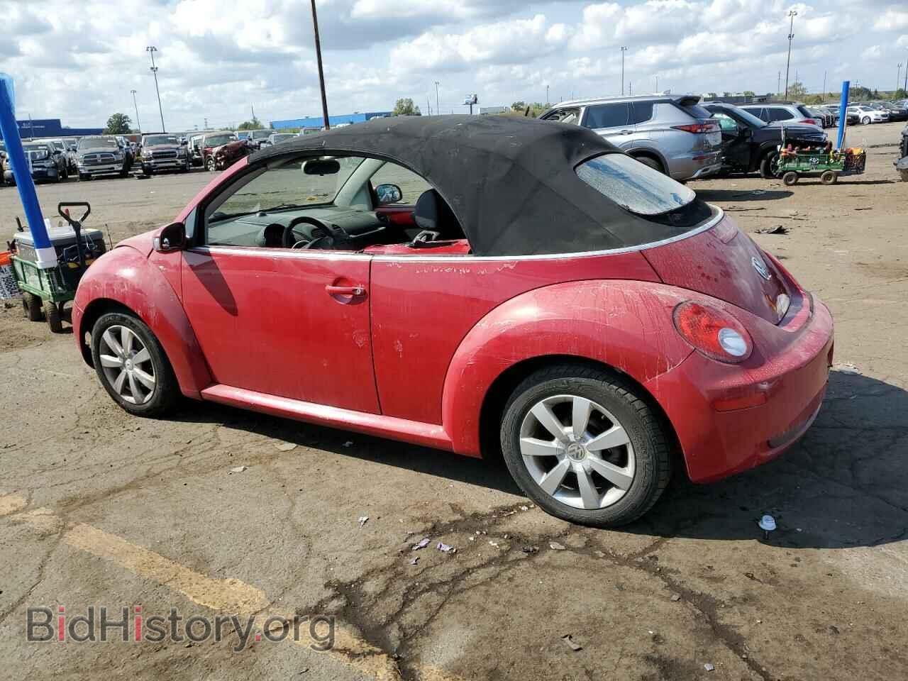 2008 VOLKSWAGEN BEETLE - VIN: 3VWPF31Y48M409269 - Фото 2