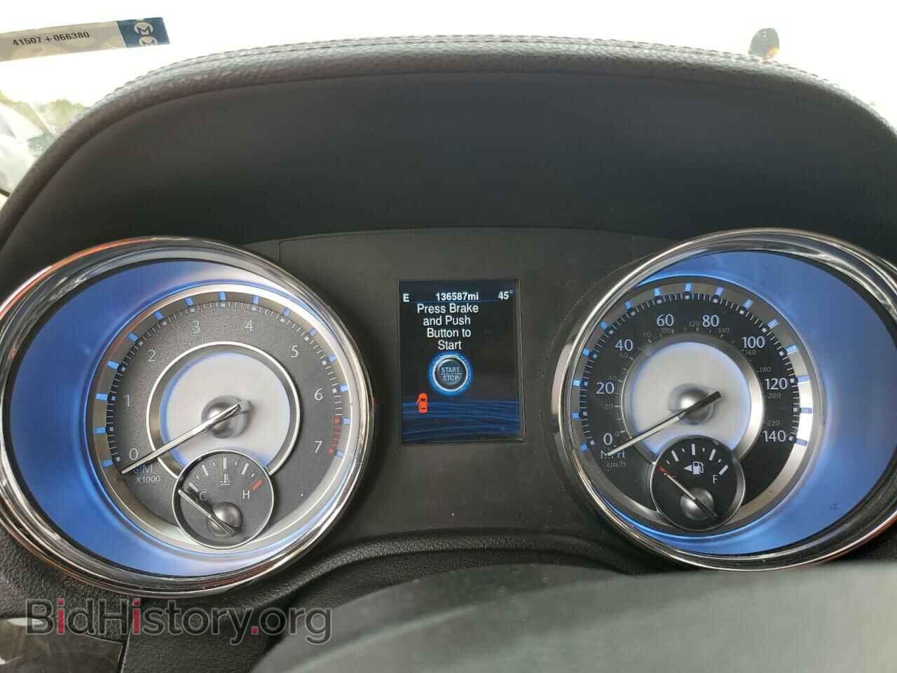 2014 CHRYSLER 300 - VIN: 2C3CCAAG1EH229008 - Фото 9