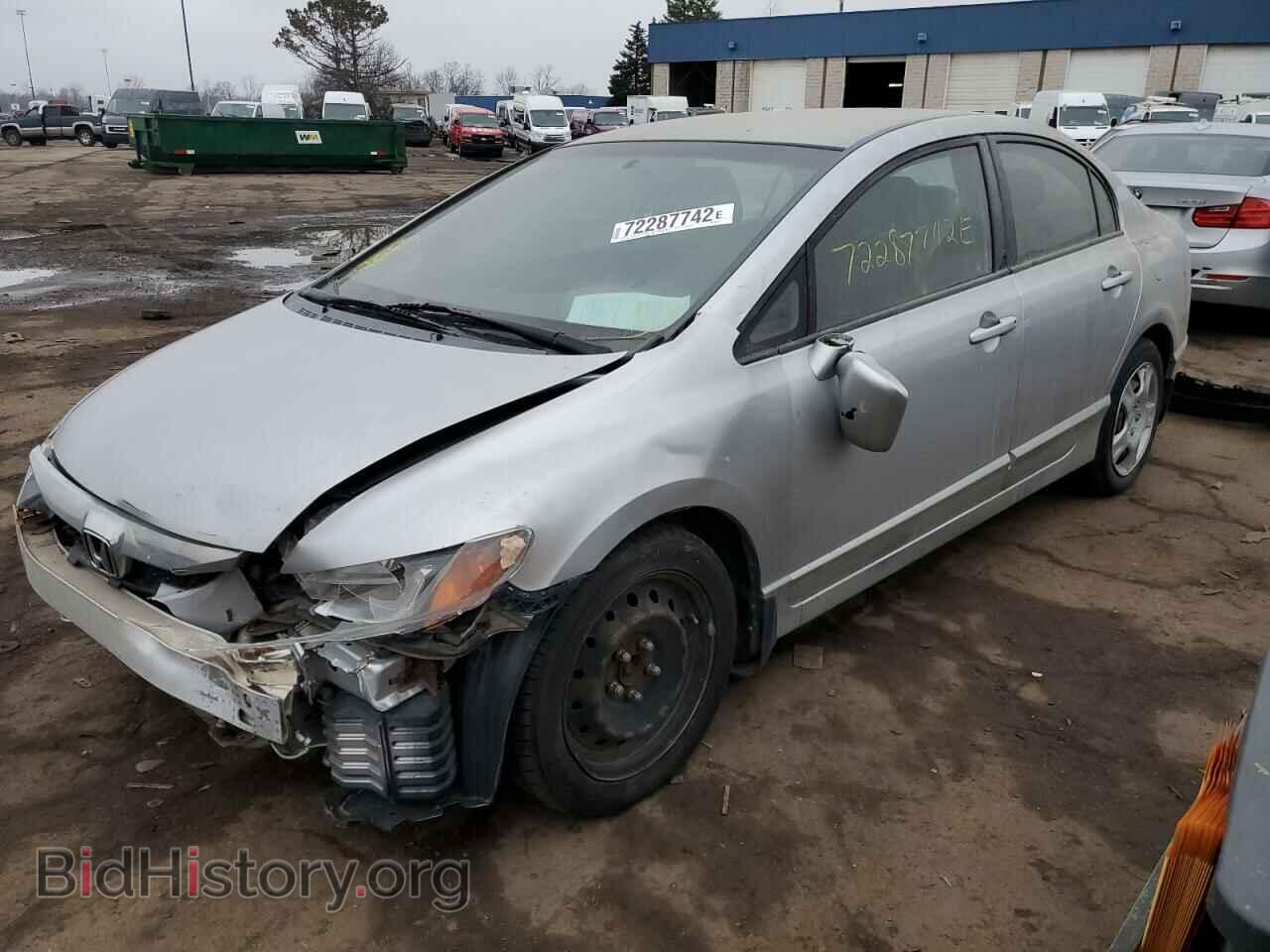 Photo 19XFA1F57BE019297 - HONDA CIVIC 2011