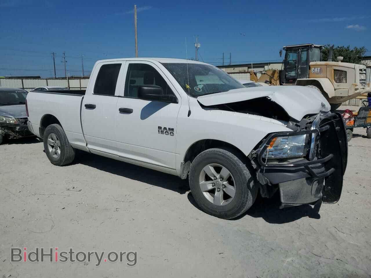 2018 RAM 1500 - VIN: 1C6RR6FG9JS266294 - Фото 4
