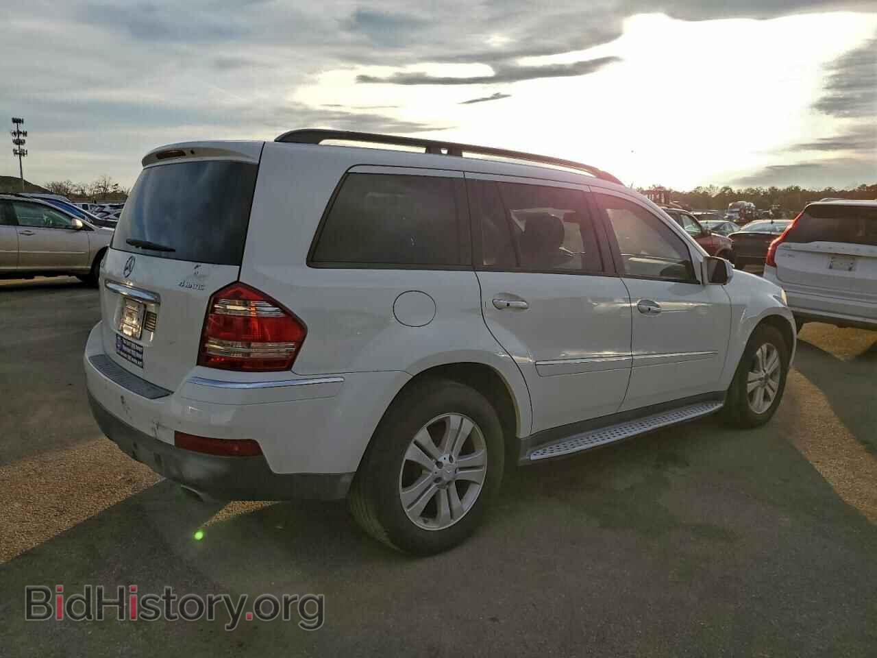 2009 MERCEDES-BENZ GL-CLASS - VIN: 4JGBF71EX9A444368 - Фото 3