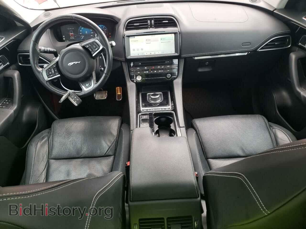 2018 JAGUAR F-PACE - VIN: SADCL2EX2JA257794 - Фото 8