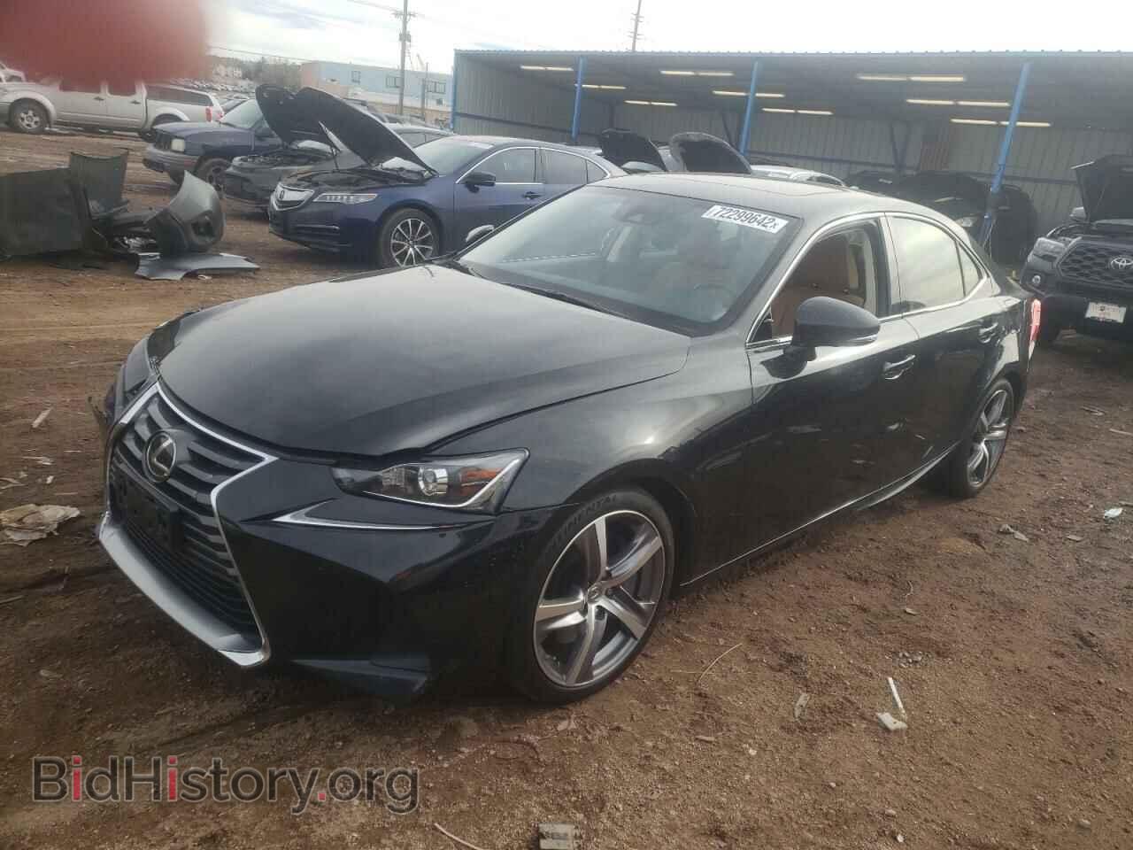 Photo JTHCM1D28H5018603 - LEXUS IS 2017