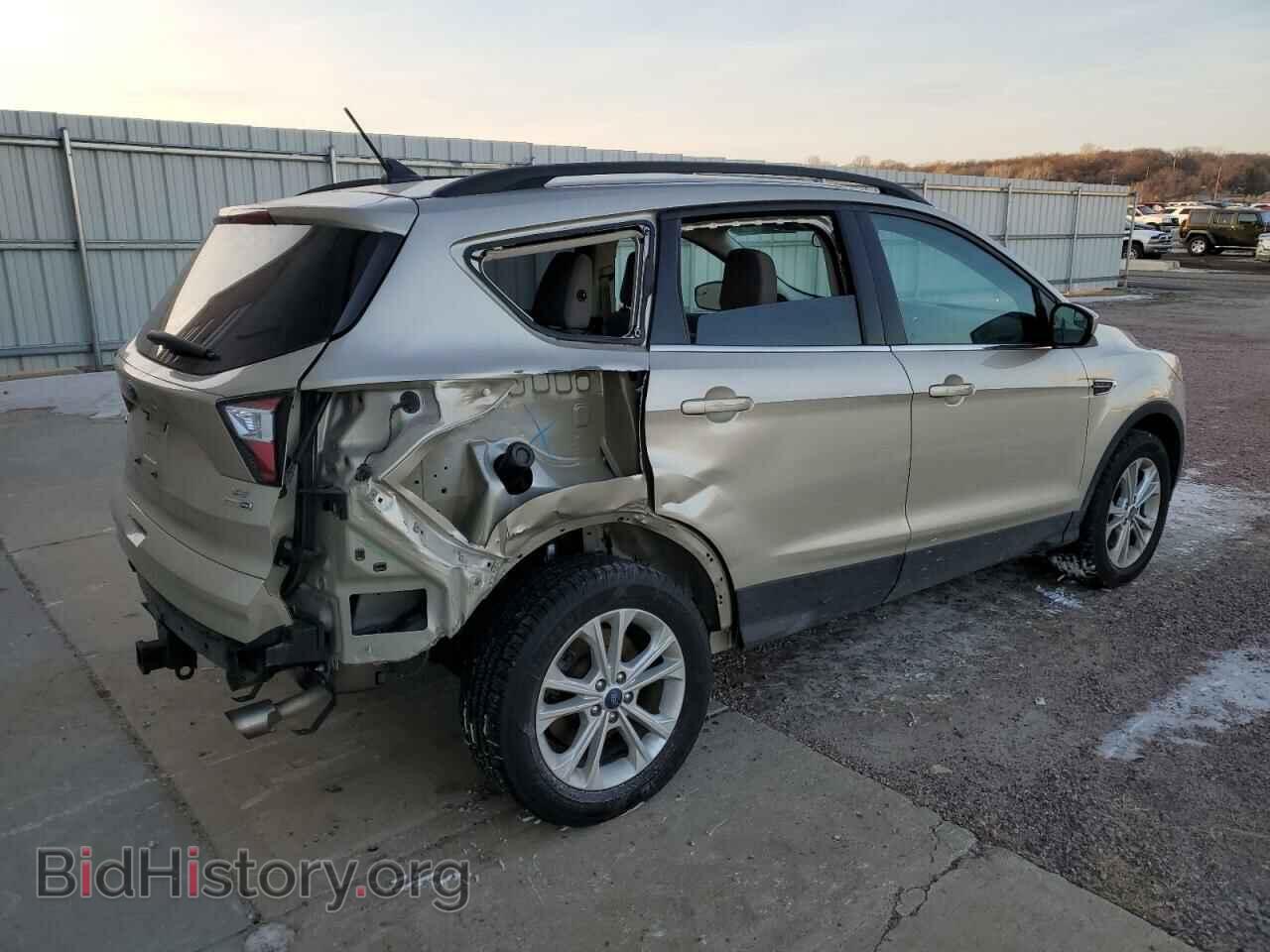 2018 FORD ESCAPE - VIN: 1FMCU9GD3JUB12909 - Фото 3