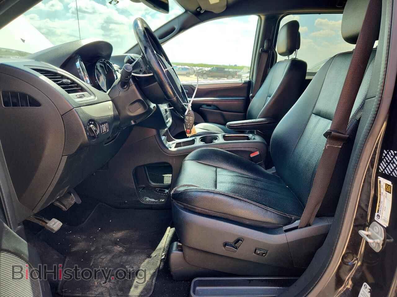 2020 Dodge CARAVAN (VIN 2C4RDGEG2LR179131) — фото 7 из 12