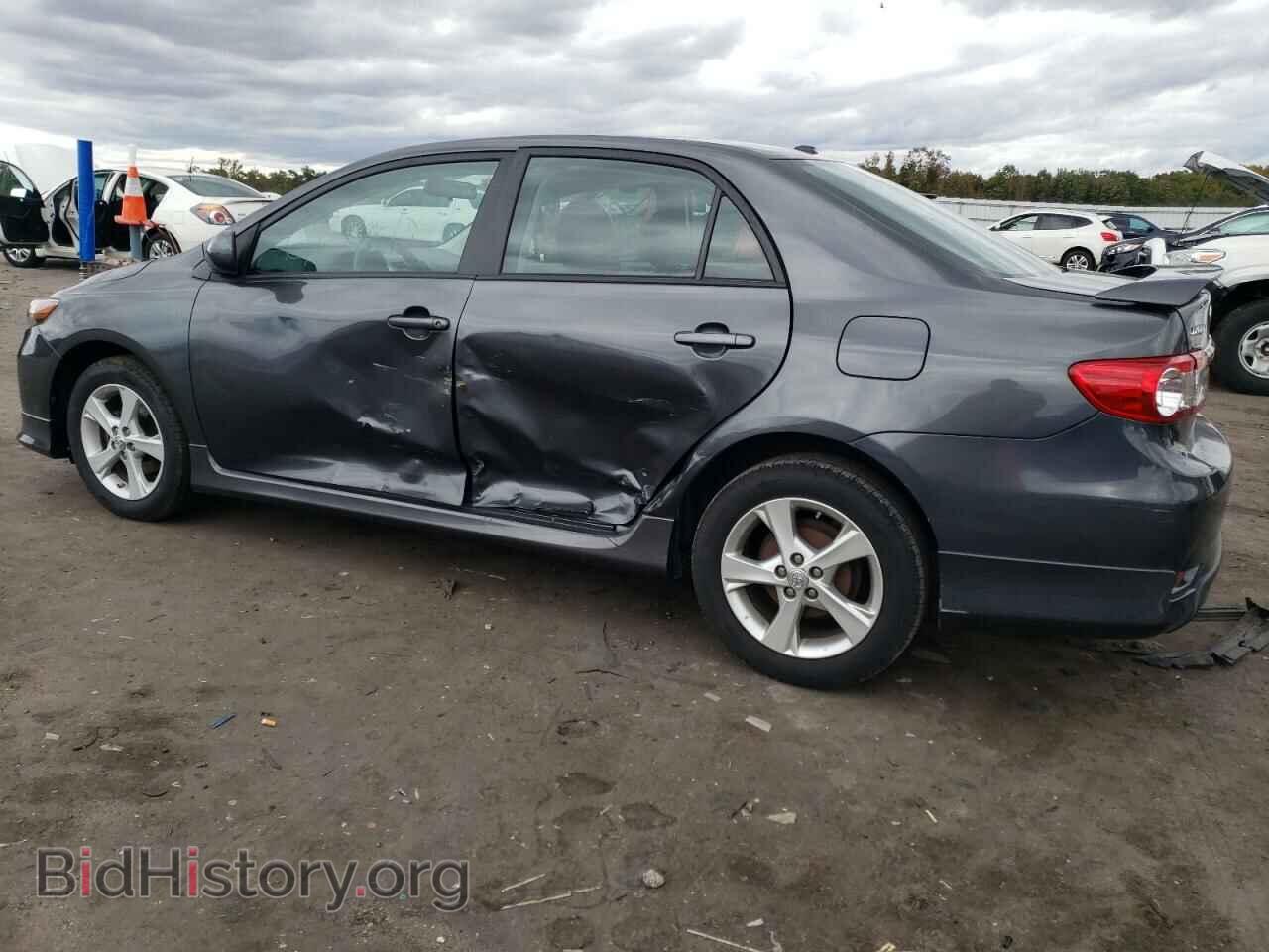 2011 TOYOTA COROLLA - VIN: 2T1BU4EE1BC682971 - Фото 2