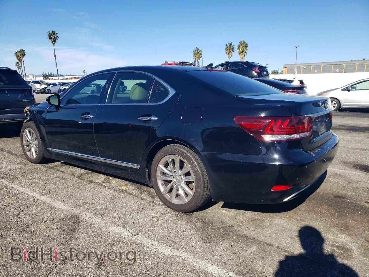 2013 LEXUS LS460 - VIN: JTHBL5EF0D5123668 - Photo 2