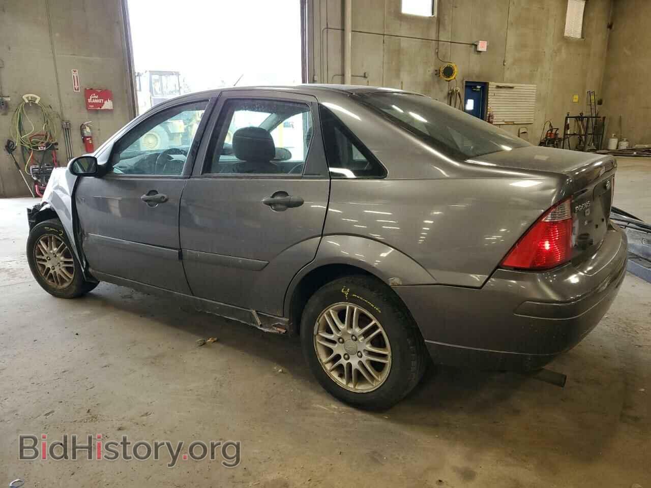 2007 FORD FOCUS - VIN: 1FAFP34N37W111720 - Фото 2