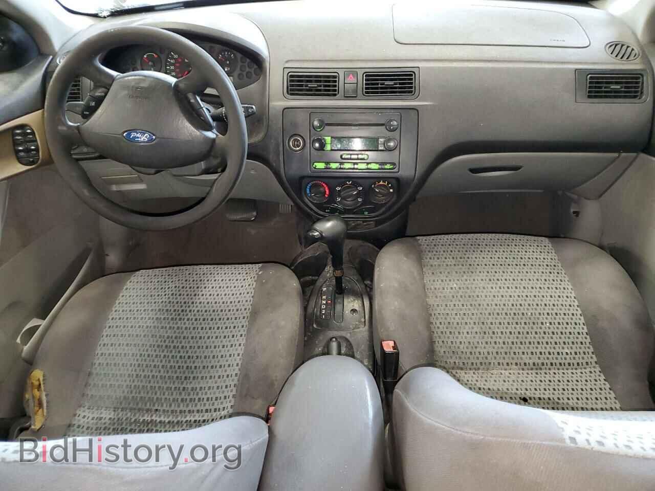 2007 FORD FOCUS - VIN: 1FAFP34N37W111720 - Фото 8