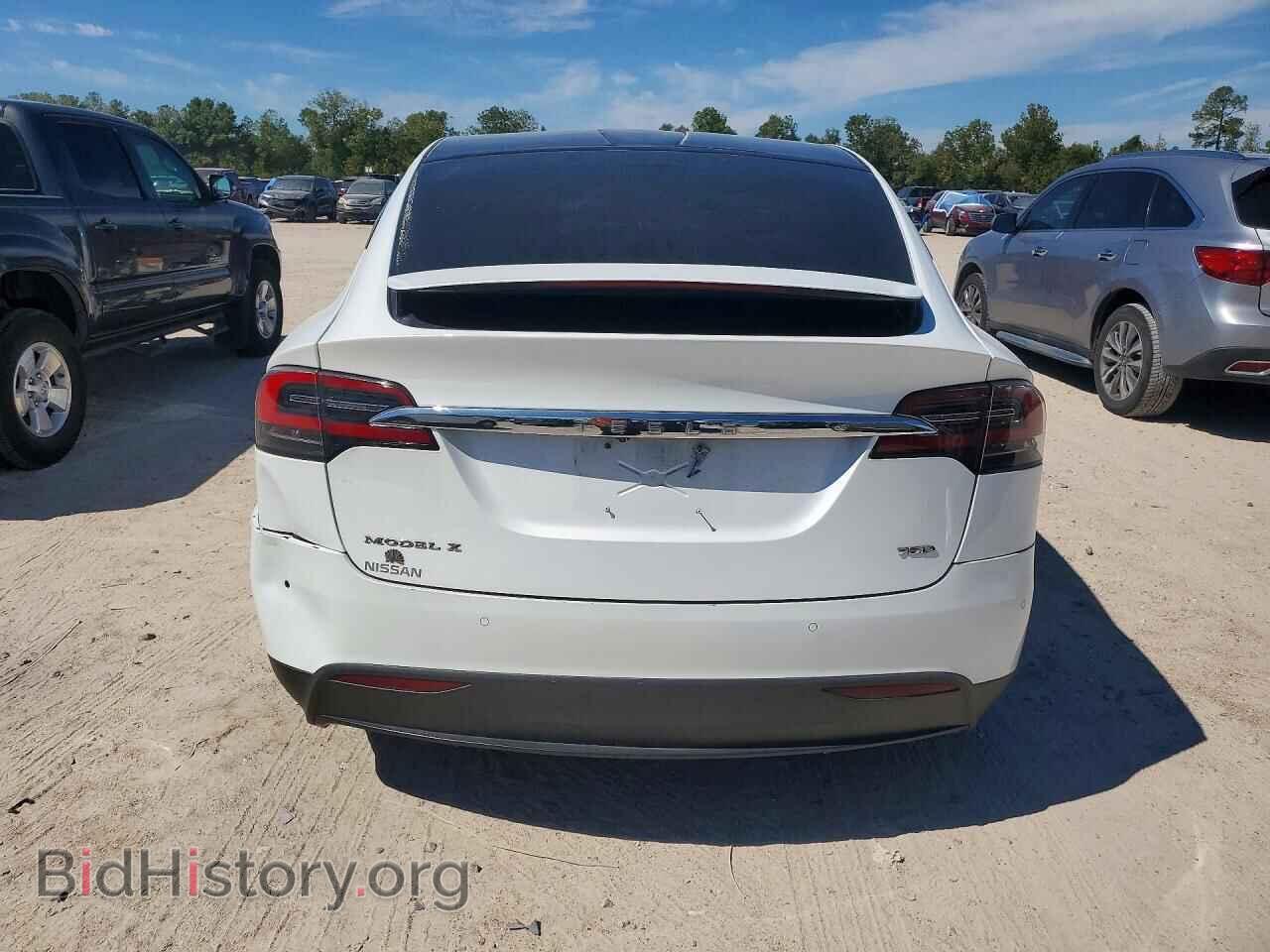 2017 TESLA MODEL X - VIN: 5YJXCDE25HF028042 - Фото 6