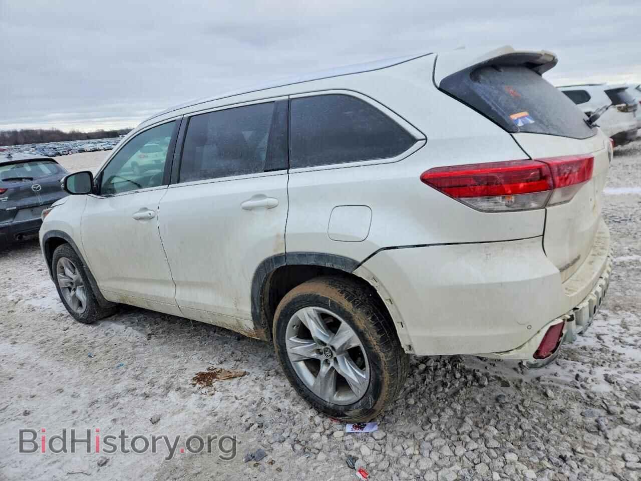 2018 TOYOTA HIGHLANDER - VIN: 5TDDZRFH3JS856190 - Фото 2