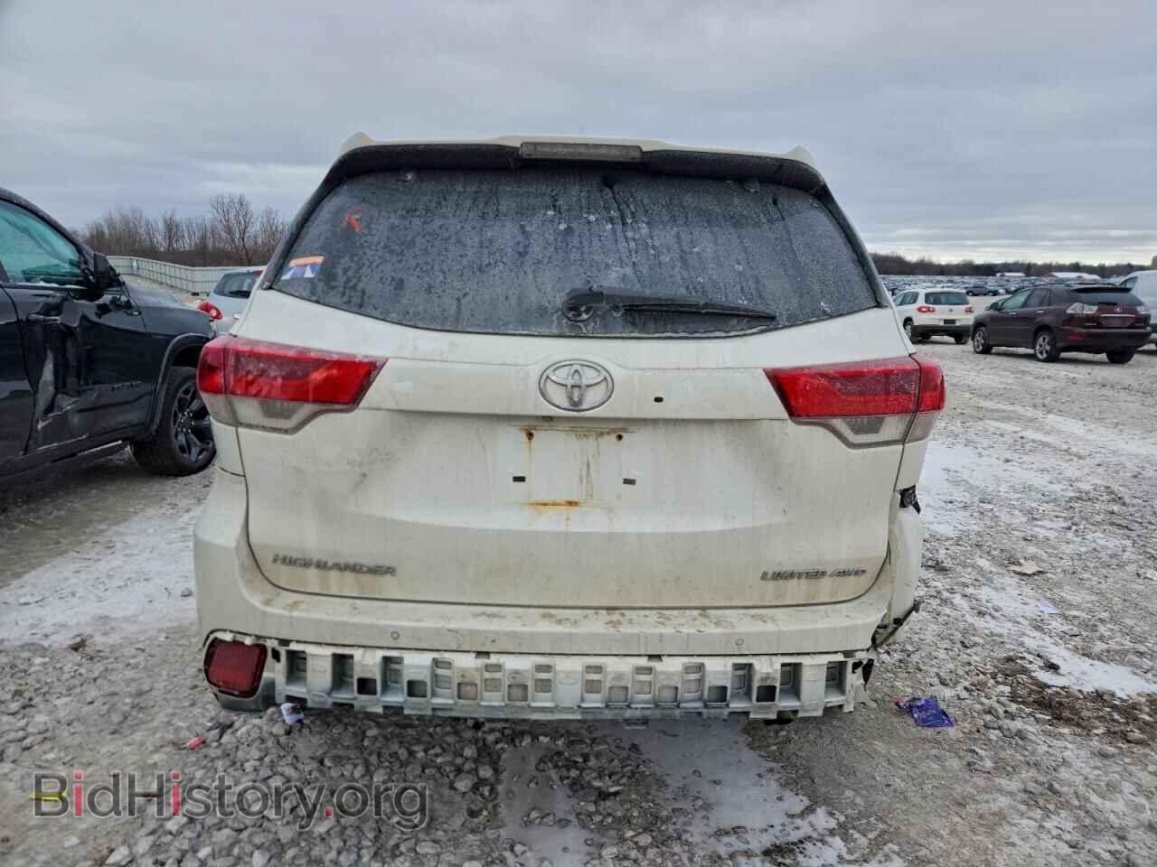 2018 TOYOTA HIGHLANDER - VIN: 5TDDZRFH3JS856190 - Фото 6