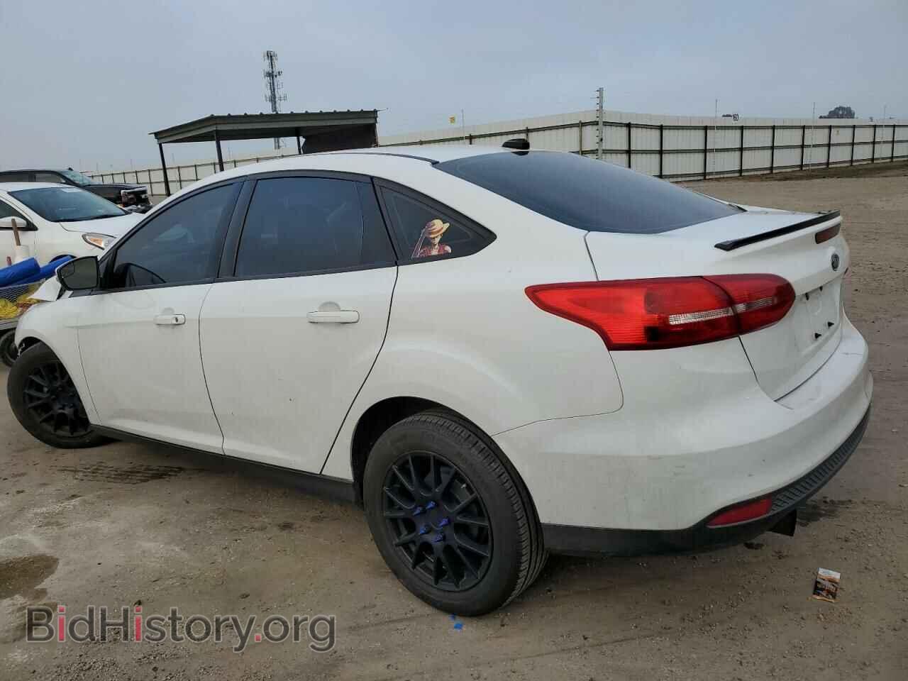 2016 FORD FOCUS - VIN: 1FADP3F27GL263219 - Photo 2