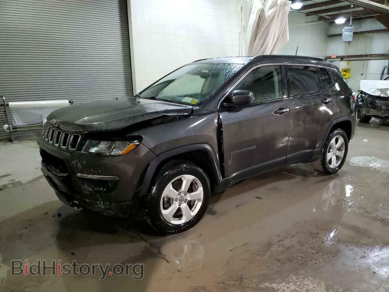Фотография 3C4NJDBB7JT492829 - JEEP COMPASS 2018