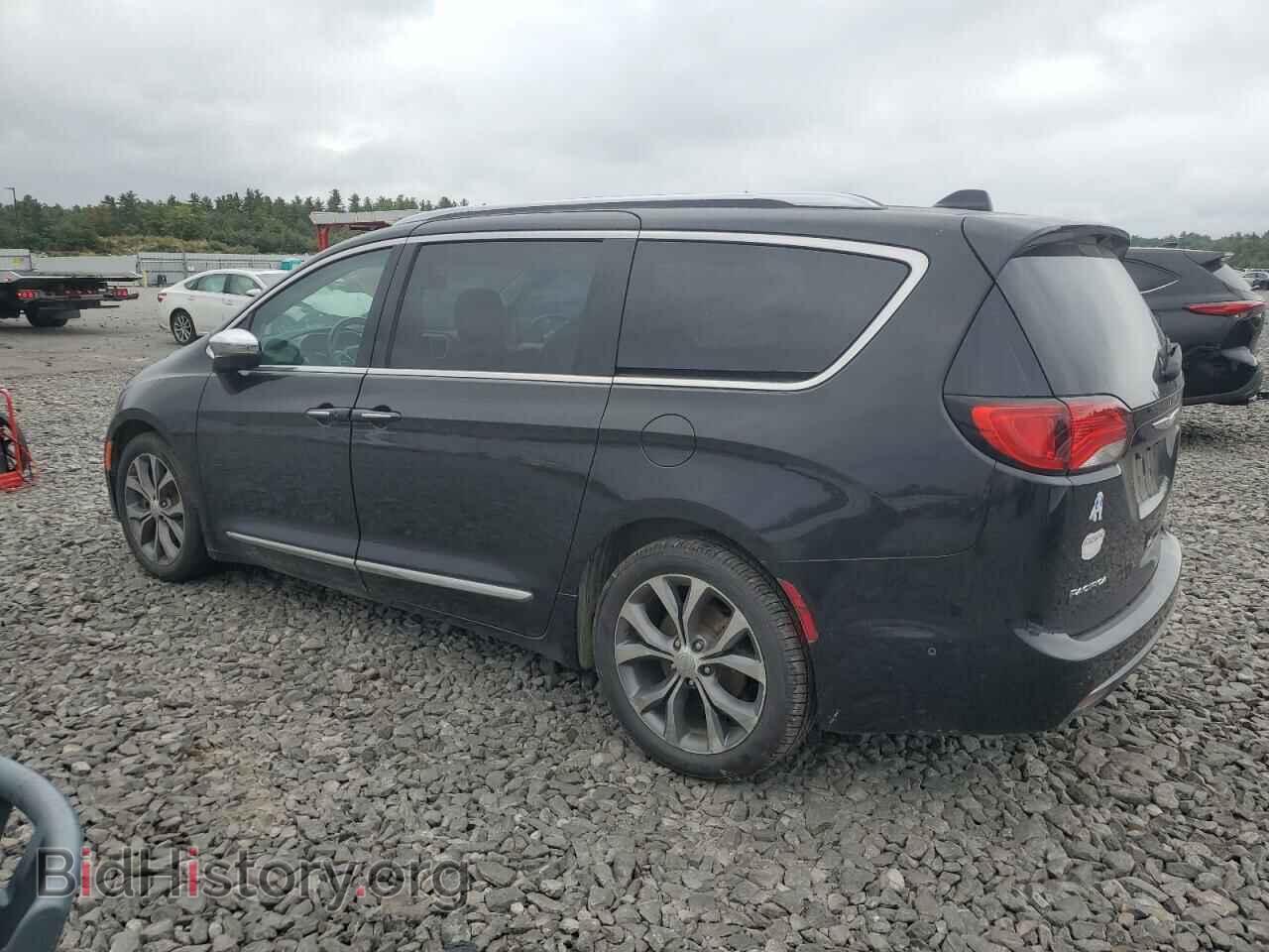 2017 CHRYSLER PACIFICA - VIN: 2C4RC1GG0HR778629 - Photo 2