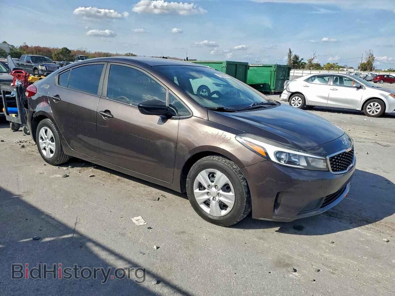 2017 KIA FORTE - VIN: 3KPFK4A72HE042521 - Фото 4