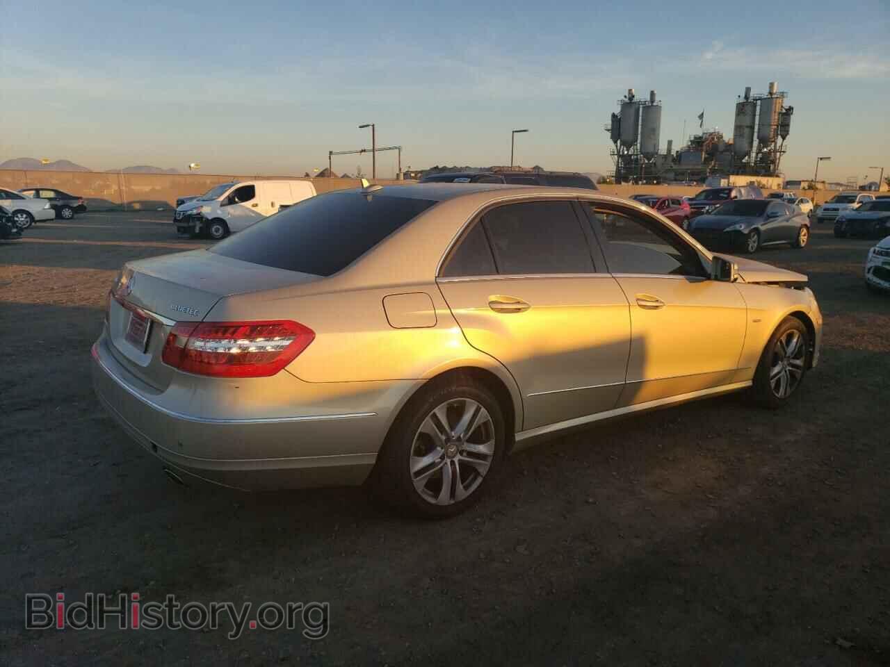 2011 MERCEDES-BENZ E-CLASS - VIN: WDDHF2EB0BA346835 - Фото 3