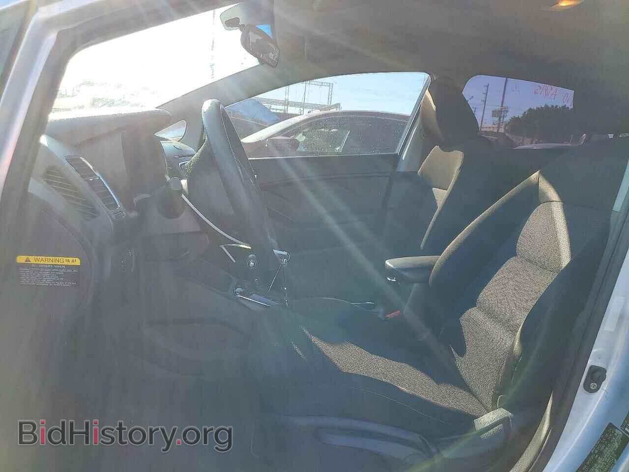 2018 KIA FORTE - VIN: 3KPFK4A78JE214170 - Photo 7