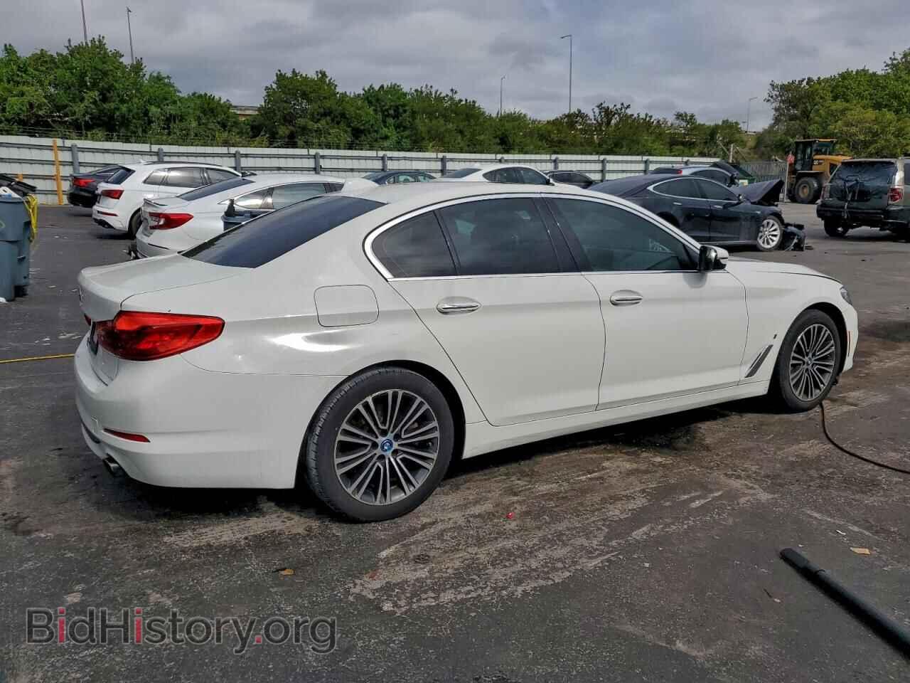 2018 BMW 5 SERIES - VIN: WBAJB1C54JB374870 - Фото 3