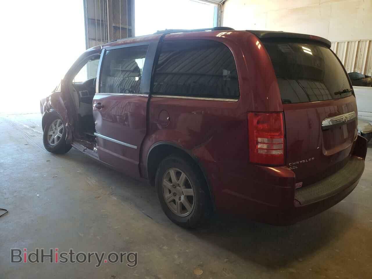 2010 CHRYSLER MINIVAN - VIN: 2A4RR8DX1AR320769 - Фото 2