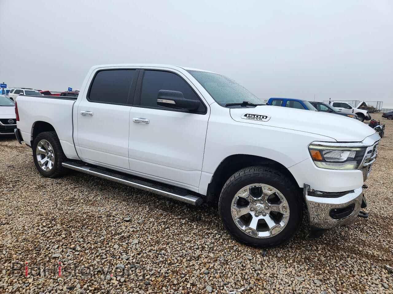 2020 RAM 1500 - VIN: 1C6SRFFT9LN109641 - Фото 4