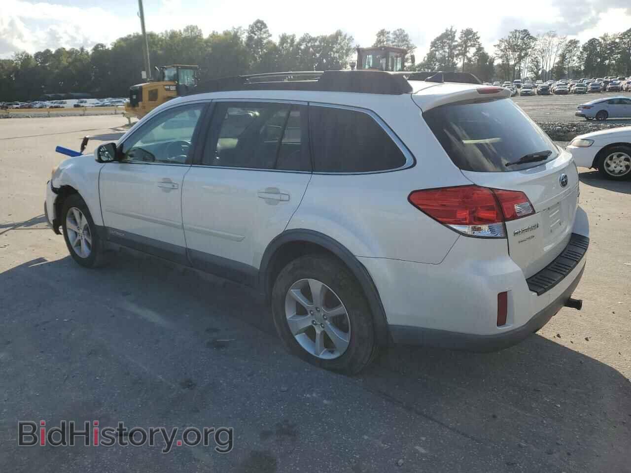 2014 SUBARU OUTBACK - VIN: 4S4BRBLCXE3296873 - Фото 2