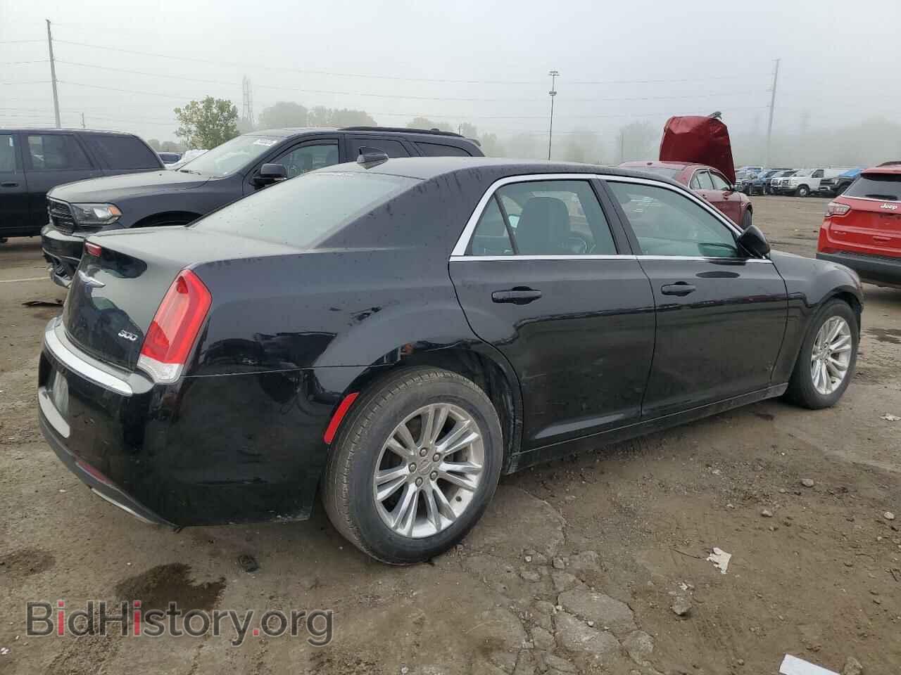 2017 CHRYSLER 300 - VIN: 2C3CCAAG5HH567161 - Фото 3