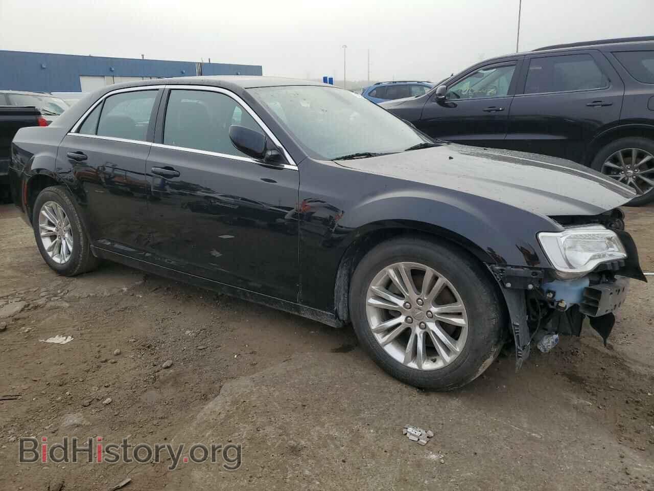 2017 CHRYSLER 300 - VIN: 2C3CCAAG5HH567161 - Фото 4