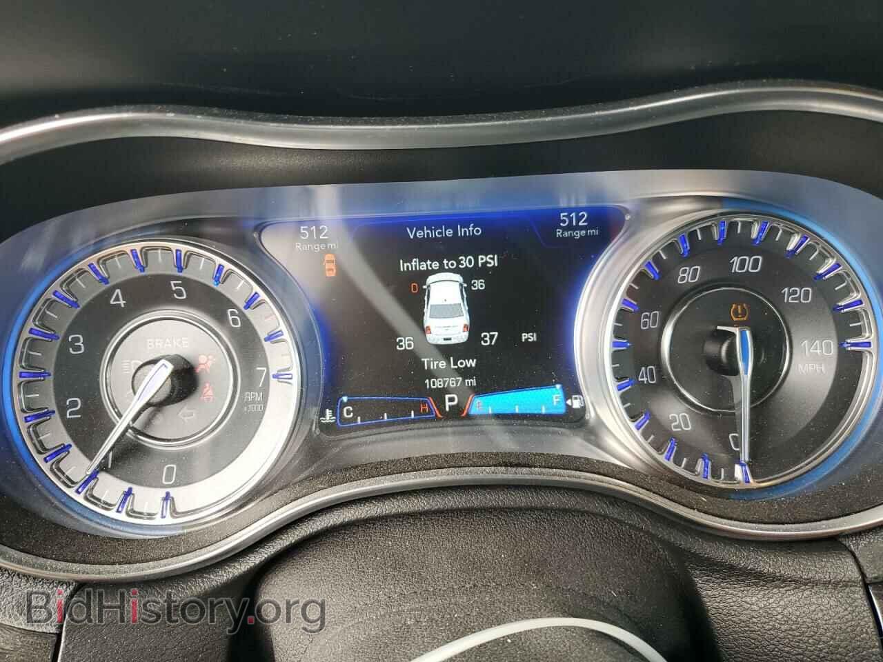 2017 CHRYSLER 300 - VIN: 2C3CCAAG5HH567161 - Фото 9