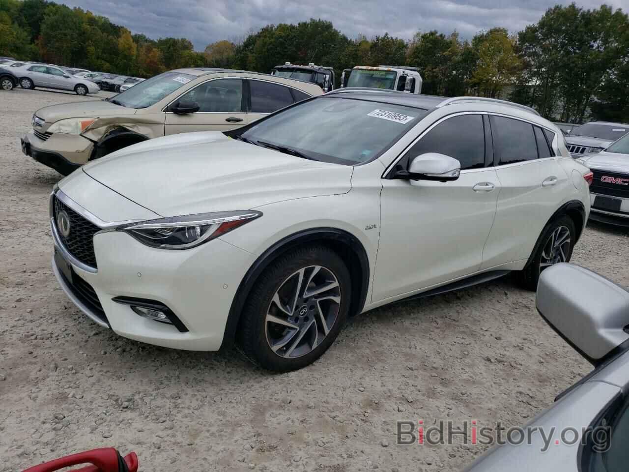 Photo SJKCH5CP2HA015730 - INFINITI QX30 2017