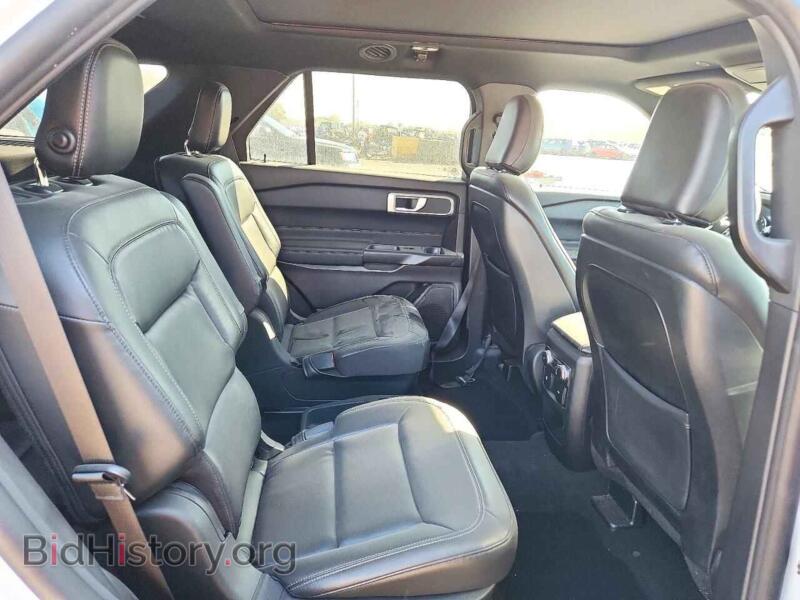 2020 Ford EXPLORER (VIN 1FMSK8DH5LGA51843) — photo 11 of 13