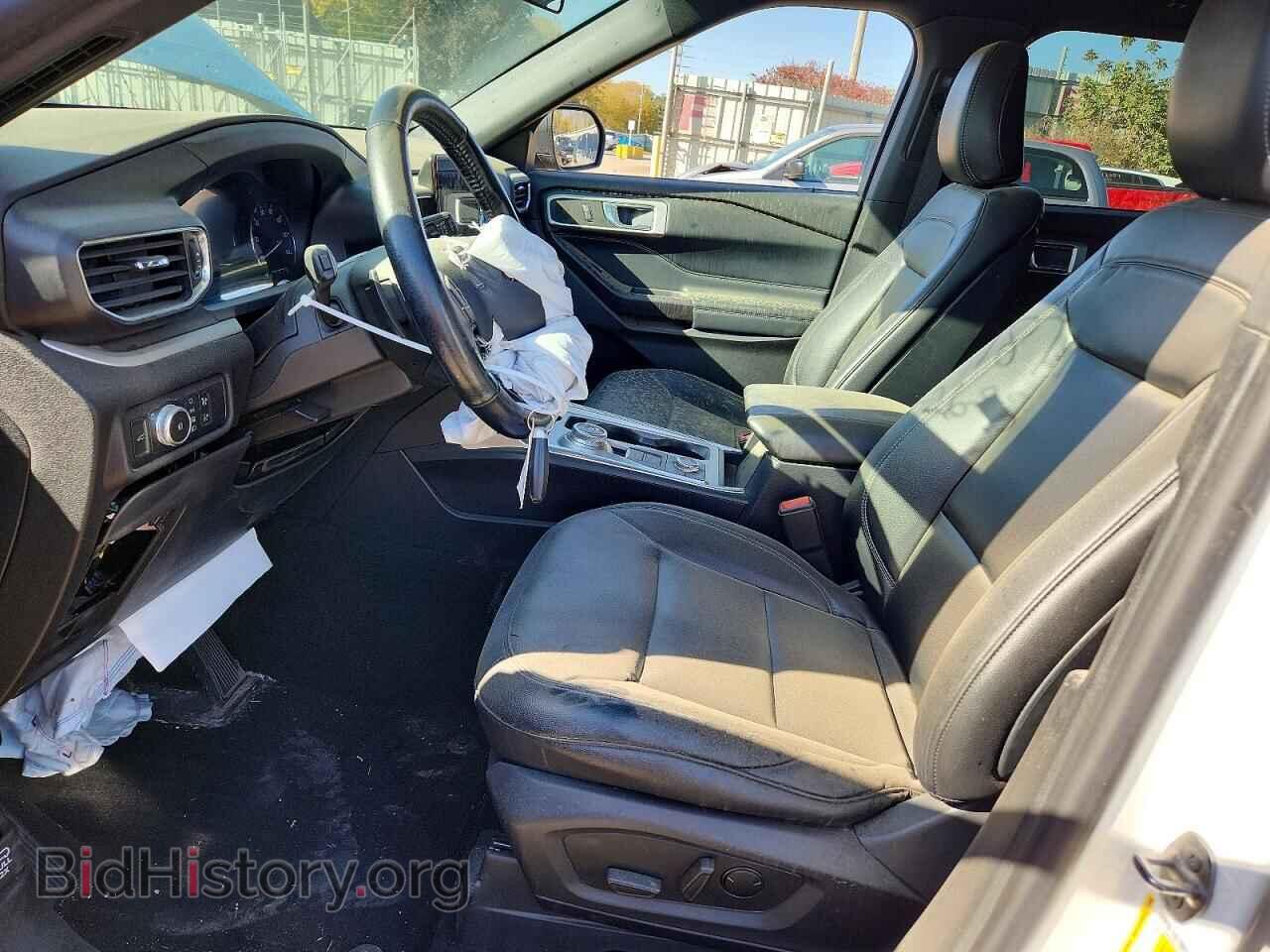 2020 Ford EXPLORER (VIN 1FMSK8DH5LGA51843) — photo 7 of 13