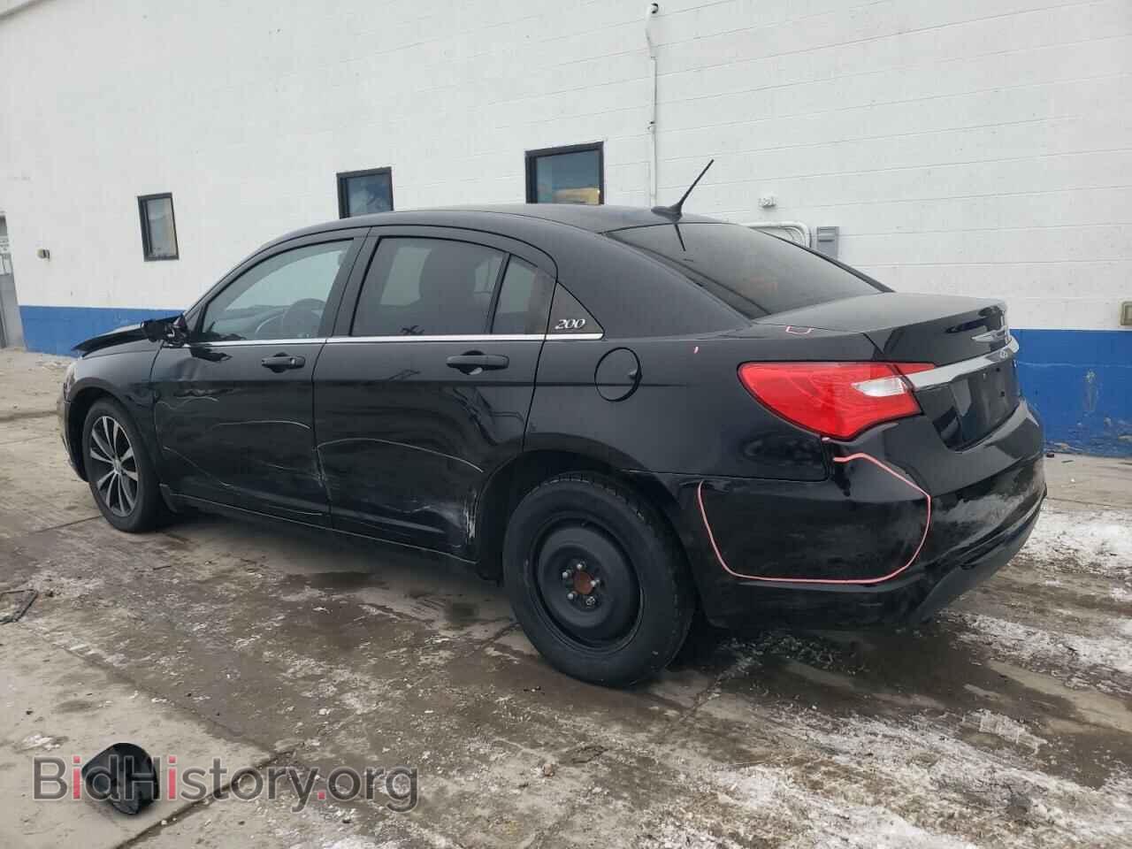 2011 CHRYSLER 200 - VIN: 1C3BC8FG8BN567649 - Фото 2