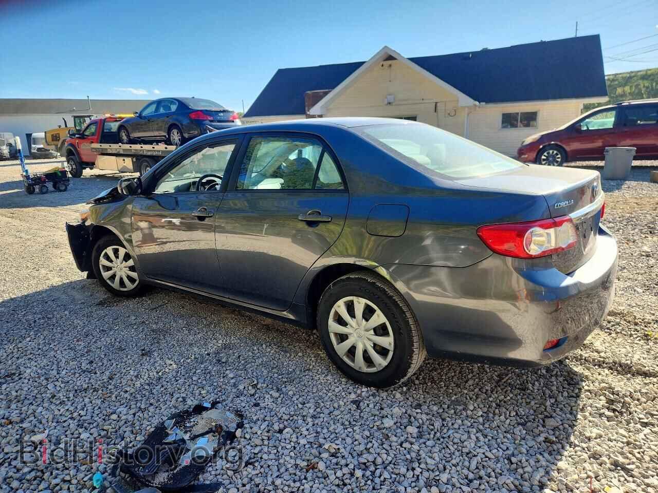 2011 TOYOTA COROLLA - VIN: 2T1BU4EE9BC733794 - Фото 2