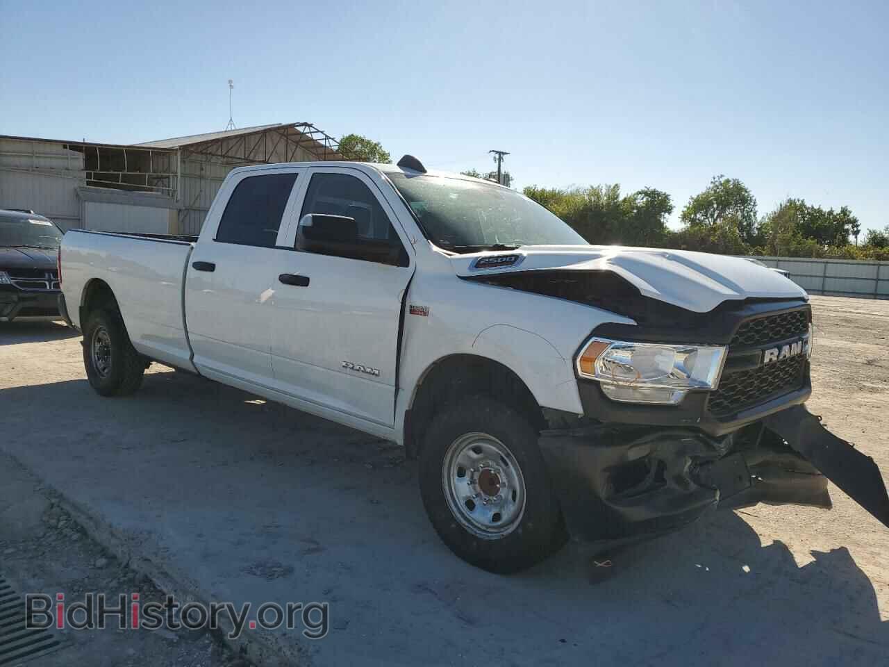 2019 RAM 2500 - VIN: 3C6UR4HJ9KG678201 - Фото 4